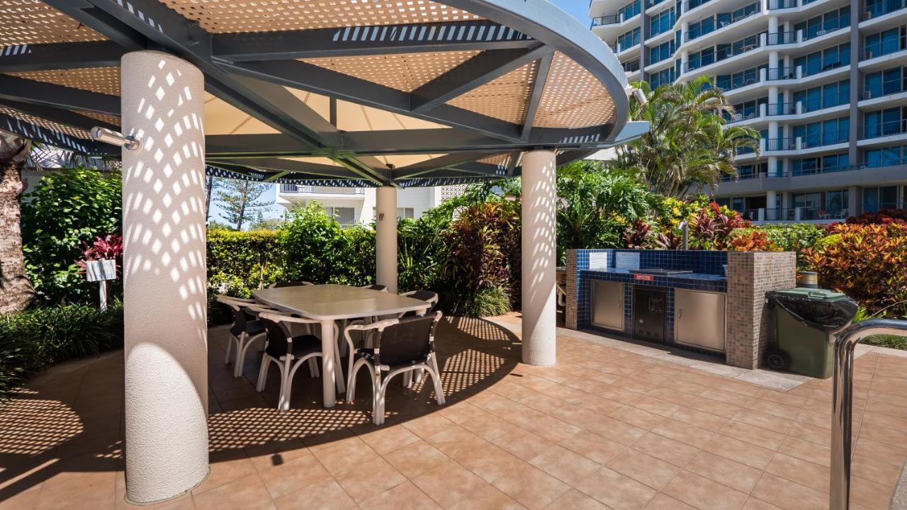 Oceana On Broadbeach Exterior photo