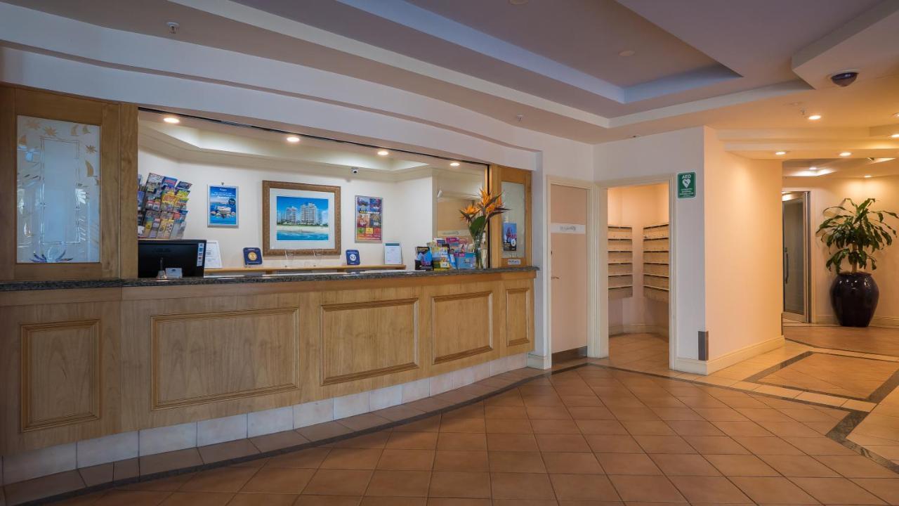Oceana On Broadbeach Exterior photo