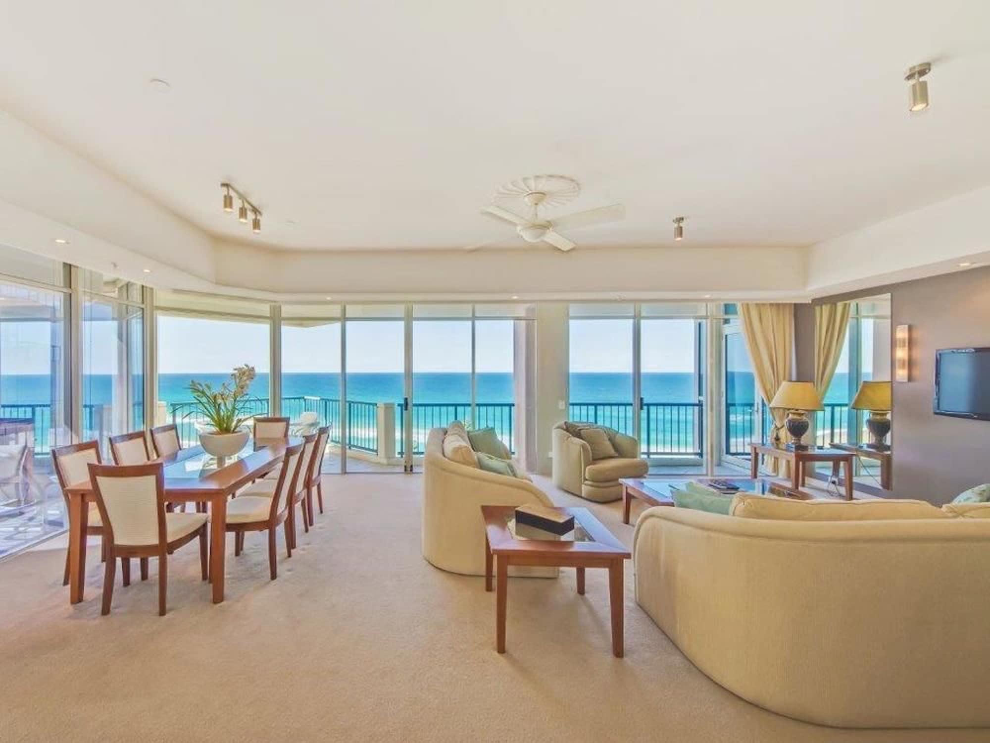 Oceana On Broadbeach Exterior photo