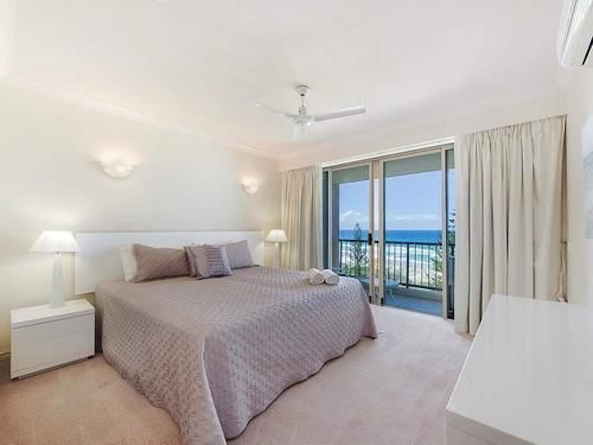 Oceana On Broadbeach Exterior photo