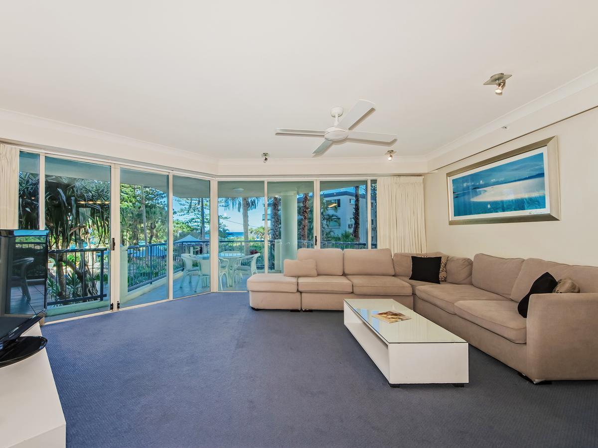 Oceana On Broadbeach Exterior photo