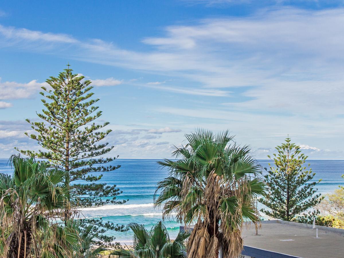Oceana On Broadbeach Exterior photo