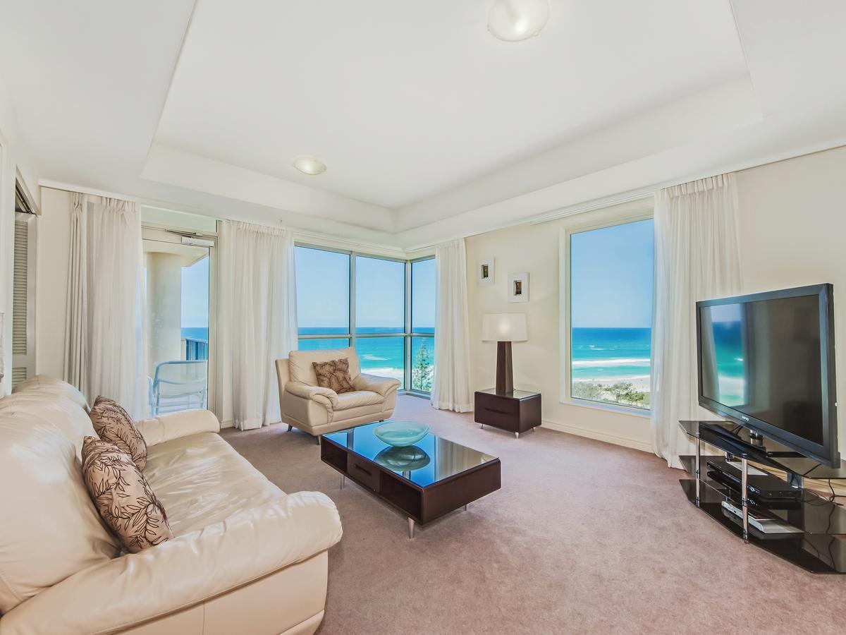 Oceana On Broadbeach Exterior photo